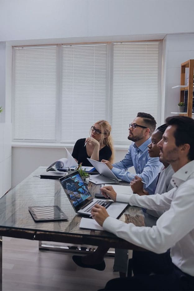 Business utilizing ScreenBeam solutions